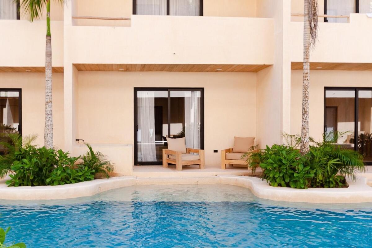 Cocay Lofts203 Unique Jungle Swim Up And Plunge Pool
